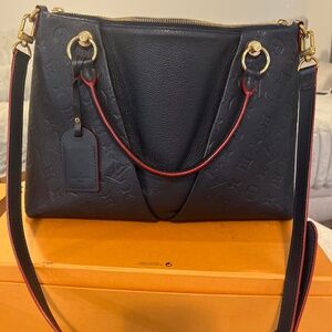Louis Vuitton Loop Hobo bag in black Monogram